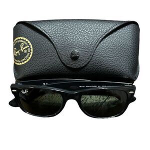 Ray-Ban Men's New Wayfarer Sunglasses Black Frame Polarized Lens